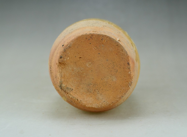 古玩陶瓷越窯青釉瓶真品鑒賞圖