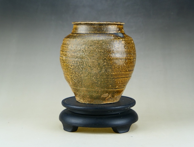 古玩陶瓷洪塘窯黃釉罐真品鑒賞圖