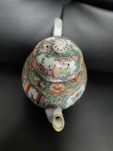 古玩陶瓷廣彩執壺真品鑒賞圖