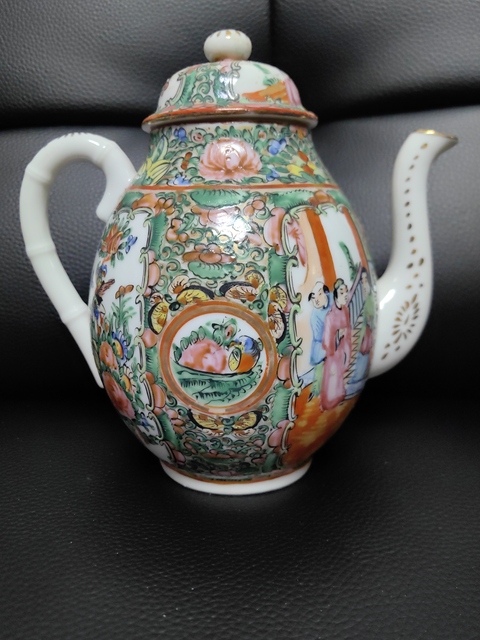 古玩陶瓷廣彩執壺真品鑒賞圖