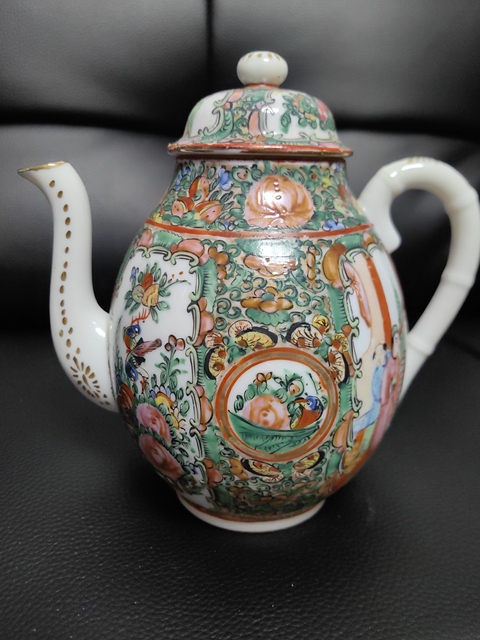 古玩陶瓷廣彩執壺真品鑒賞圖