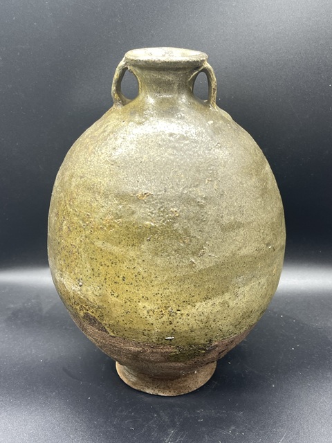 古玩陶瓷遼金·青釉雙系瓶真品鑒賞圖