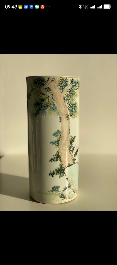 古玩陶瓷汪友棠款淺絳彩松鶴紋帽筒真品鑒賞圖