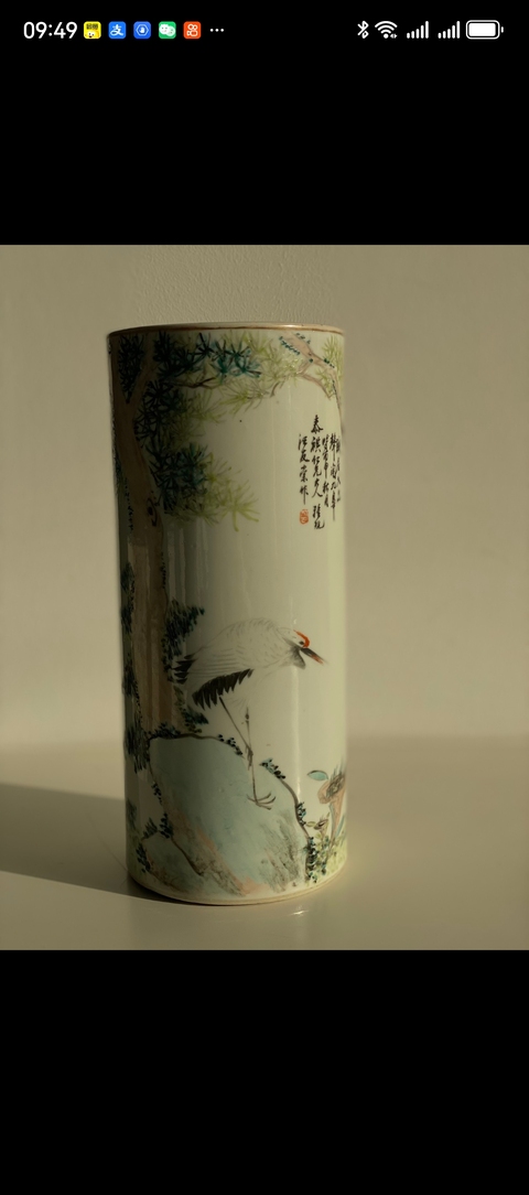古玩陶瓷汪友棠款淺絳彩松鶴紋帽筒真品鑒賞圖