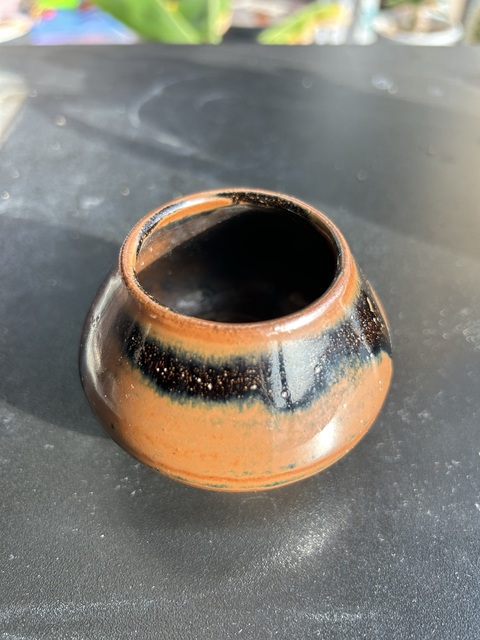 古玩陶瓷耀州窯柿紅釉雞心罐真品鑒賞圖