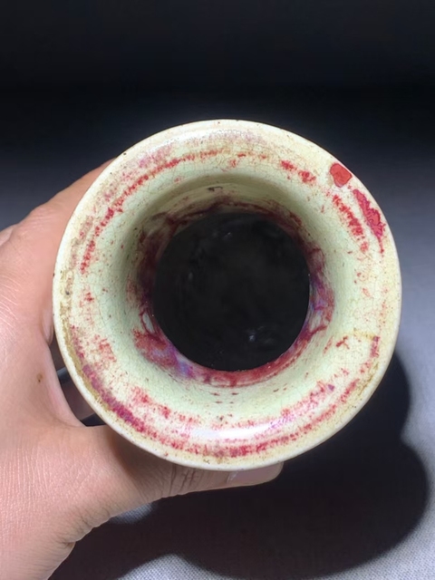 古玩陶瓷清中期道光豇豆紅窯變紅釉賞瓶拍賣(mài)，當(dāng)前價(jià)格3888元