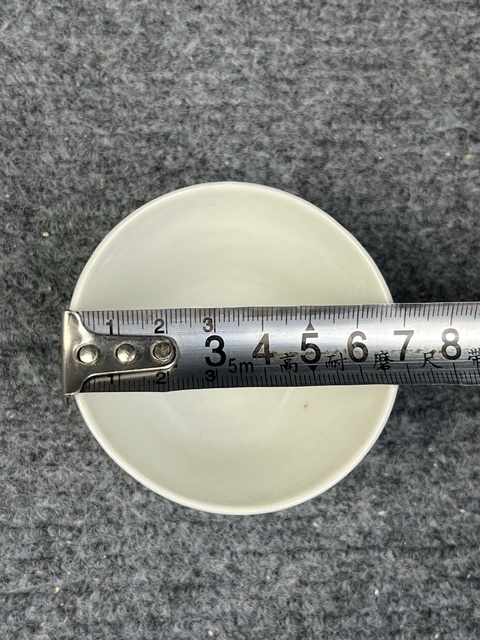 古玩陶瓷綠地粉彩花卉紋仰鐘杯真品鑒賞圖