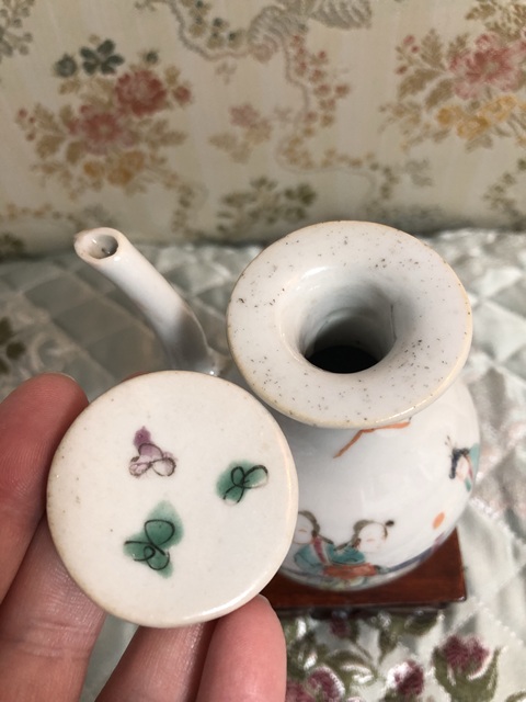 古玩陶瓷晚清·粉彩人物故事紋酒壺真品鑒賞圖