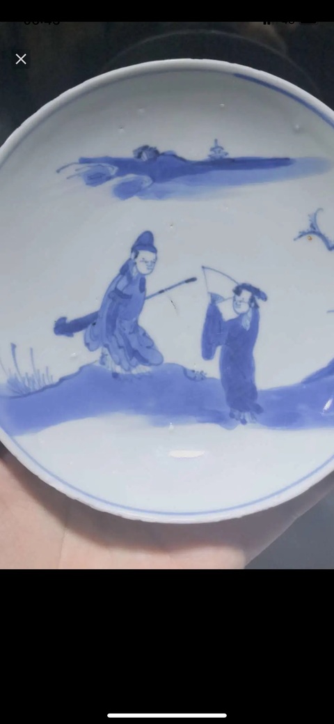古玩陶瓷人物紋青花盤真品鑒賞圖
