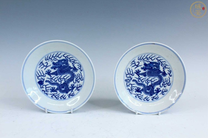 古玩陶瓷青花龍紋盤真品鑒賞圖