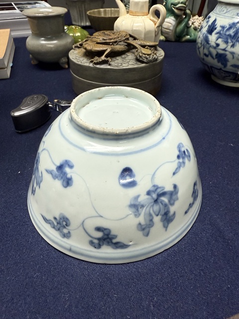 古玩陶瓷青花秋葵紋碗真品鑒賞圖