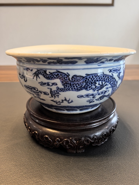 古玩陶瓷晚清青花趕珠五爪龍紋爐拍賣,當前價格2500元