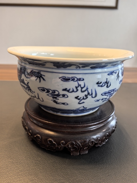 古玩陶瓷晚清青花趕珠五爪龍紋爐拍賣,當前價格2500元