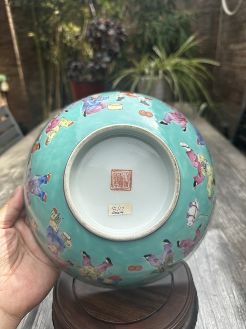 古玩陶瓷民國松石綠地粉彩嬰戲大碗拍賣，當前價格8999元