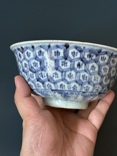 古玩陶瓷明·空白期十字金剛寶杵青花碗拍賣,當前價格1980元