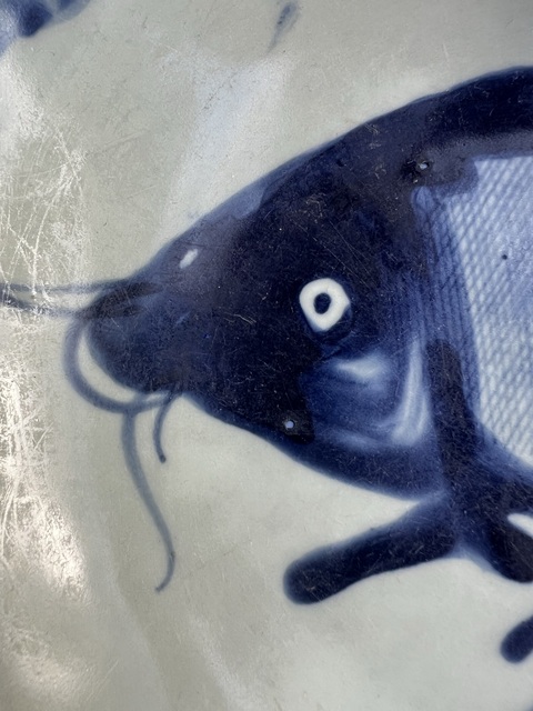 古玩陶瓷青花魚盤真品鑒賞圖