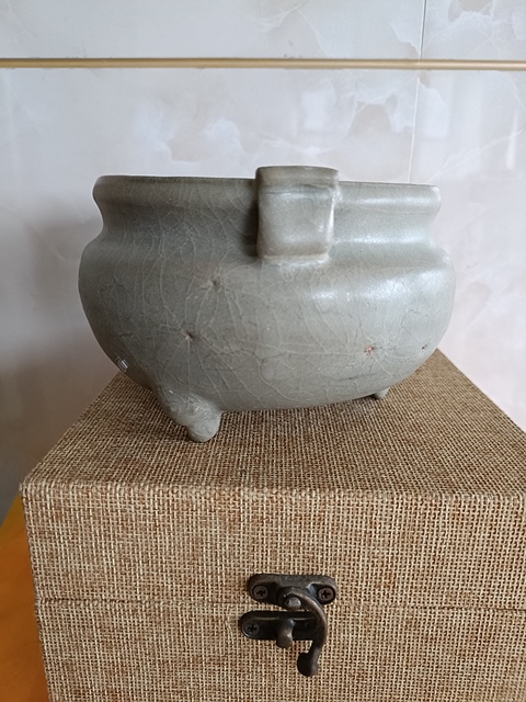 古玩陶瓷館藏級精品宋代五大名窯之一鈞窯天青釉香爐拍賣，當前價格19800元