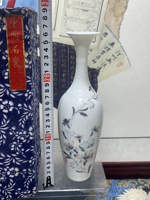 古玩陶瓷60年代精品薄胎花卉蛋殼瓷拍賣,當前價格269元
