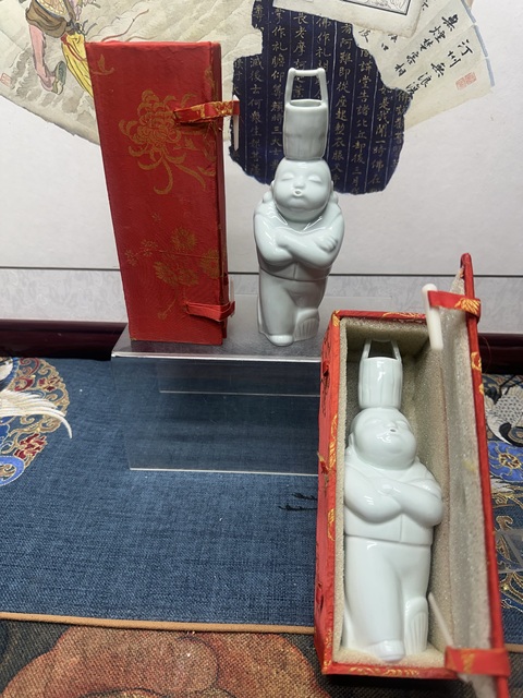 古玩陶瓷567精品影青小和尚一對拍賣，當前價格89元