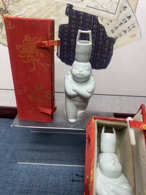 古玩陶瓷567精品影青小和尚一對拍賣，當前價格89元