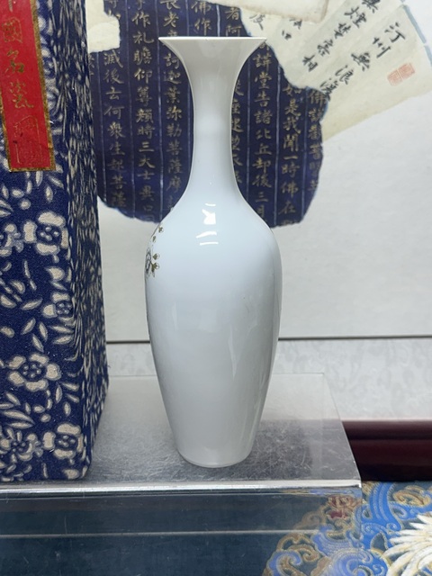 古玩陶瓷70年代精品花卉蛋殼瓷拍賣,當前價格169元