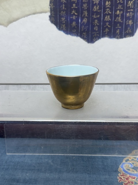 古玩陶瓷民國精品金地杯拍賣,當前價格569元