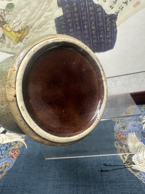 古玩陶瓷567精品綠釉梅瓶拍賣,當前價格98元