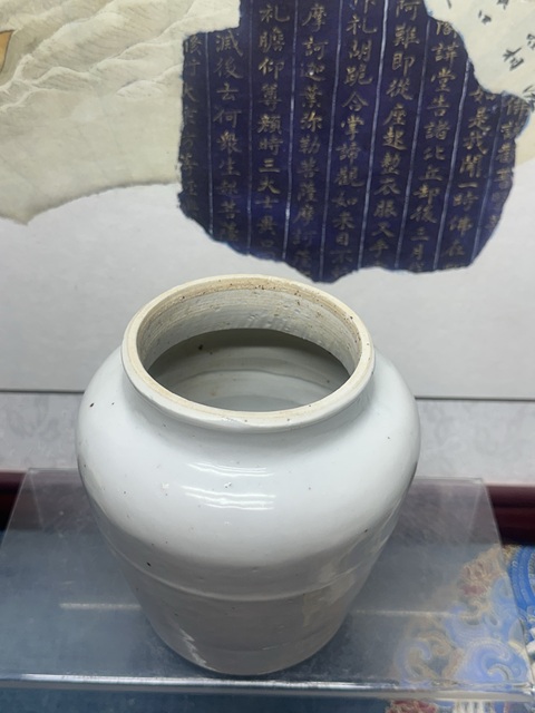 古玩陶瓷明晚期甜白釉釉罐 高白 挺拔拍賣,當前價格1260元
