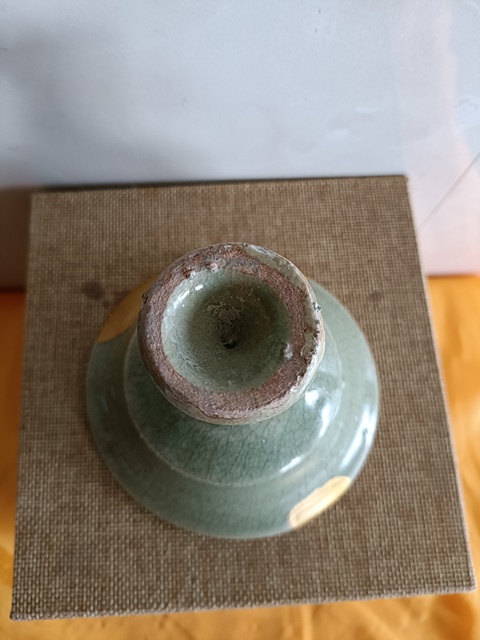 古玩陶瓷元代精品龍泉青瓷高足杯拍賣,當前價格598元