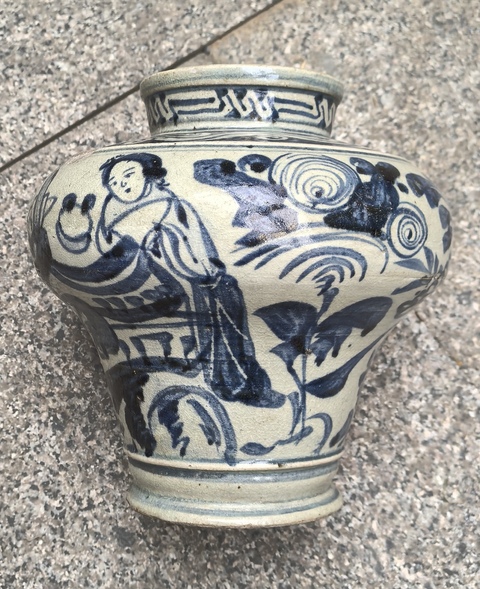 古玩陶瓷清代人物紋青花酒壇拍賣，當前價格4800元