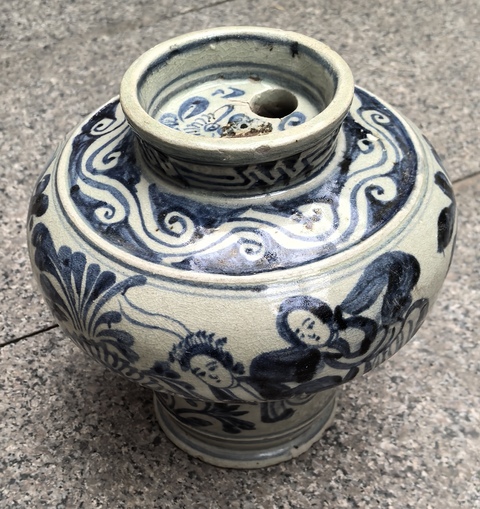 古玩陶瓷清代人物紋青花酒壇拍賣，當前價格4800元