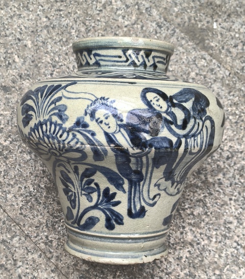 古玩陶瓷清代人物紋青花酒壇拍賣，當前價格4800元