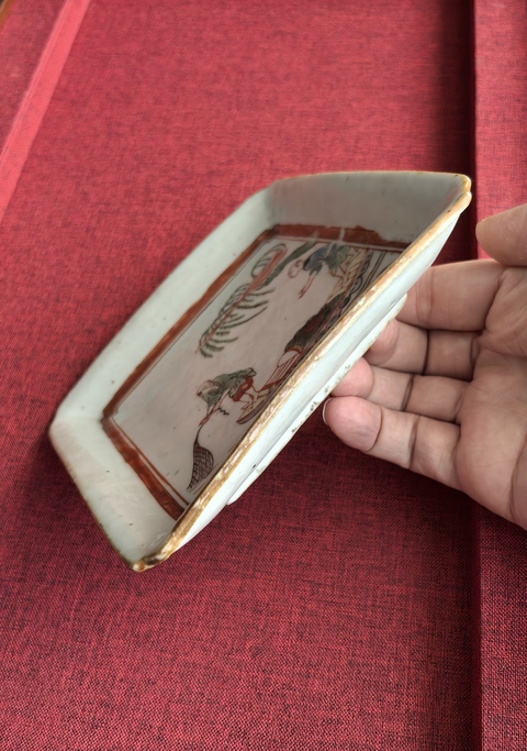 古玩陶瓷明天啟五彩漁家樂倭角方盤(文光款)拍賣,當前價格18888元