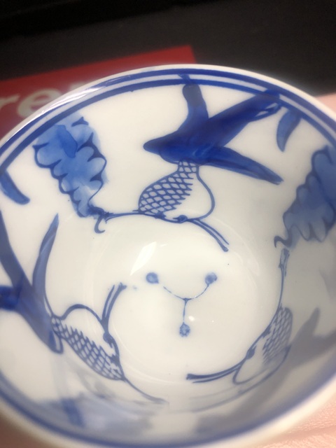 古玩陶瓷精品外紫金釉內青花魚藻紋杯拍賣,當前價格70元