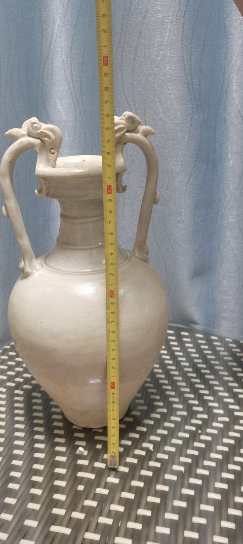古玩陶瓷唐·白釉雙龍尊拍賣，當前價格100000元