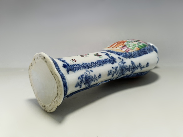 古玩陶瓷清乾隆·青花粉彩人物故事紋海棠瓶真品鑒賞圖