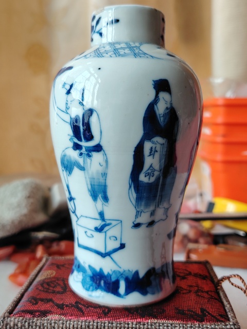 古玩陶瓷青花市井人物雞腿瓶拍賣，當前價格1200元