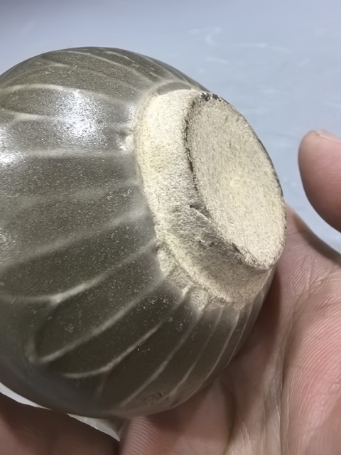 古玩陶瓷龍泉青瓷印花水盂真品鑒賞圖