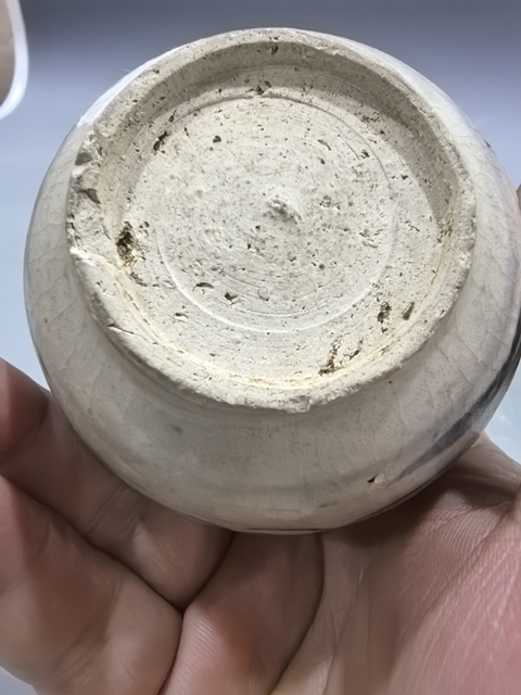 古玩陶瓷青花纏枝花卉紋水盂真品鑒賞圖