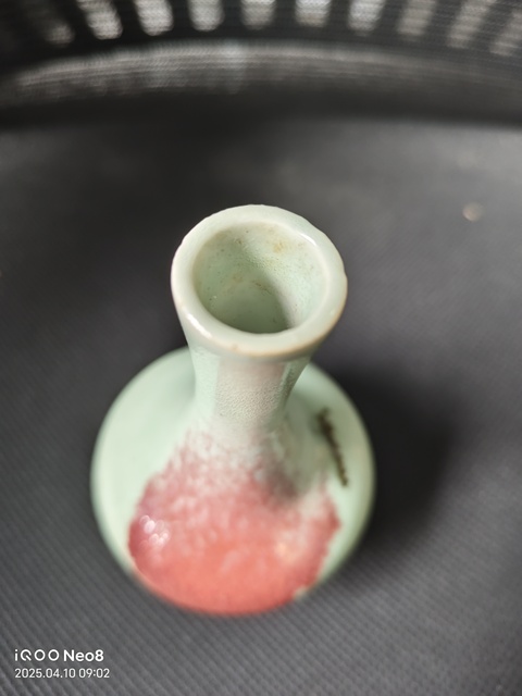 古玩陶瓷青釉紅斑荸薺瓶真品鑒賞圖