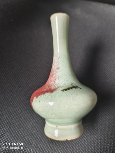 古玩陶瓷青釉紅斑荸薺瓶真品鑒賞圖