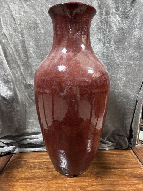 古玩陶瓷紅釉瓶真品鑒賞圖