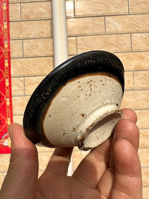 古玩陶瓷黑釉鐵銹斑茶盞真品鑒賞圖