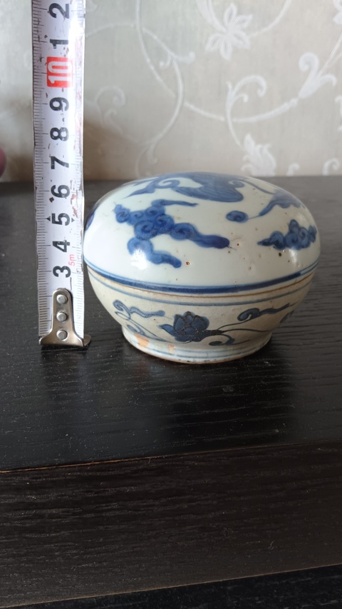 古玩陶瓷鳳紋蓋盒真品鑒賞圖