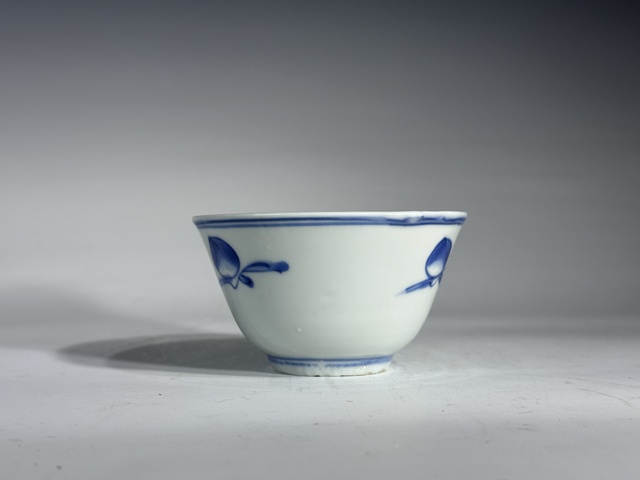 古玩陶瓷杯真品鑒賞圖