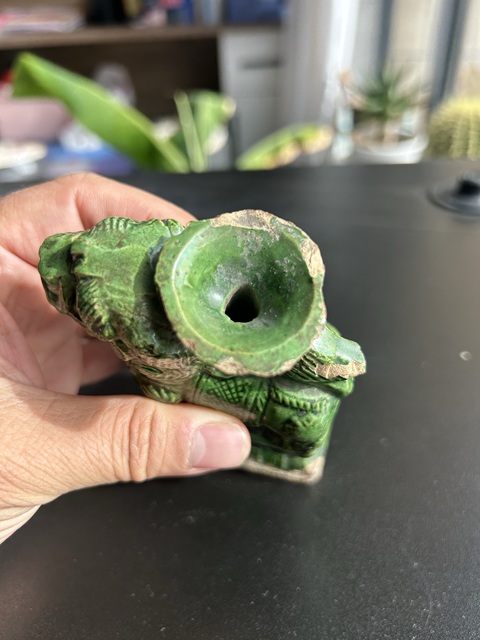 古玩陶瓷明三彩獅子燈真品鑒賞圖