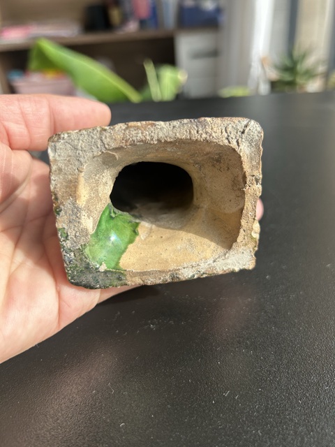 古玩陶瓷明三彩獅子燈真品鑒賞圖