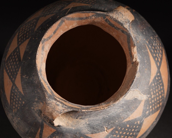 古玩陶瓷馬家窯文化陶罐真品鑒賞圖