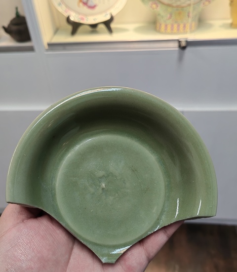 古玩陶瓷龍泉窯青釉盤拍賣,當前價格888元