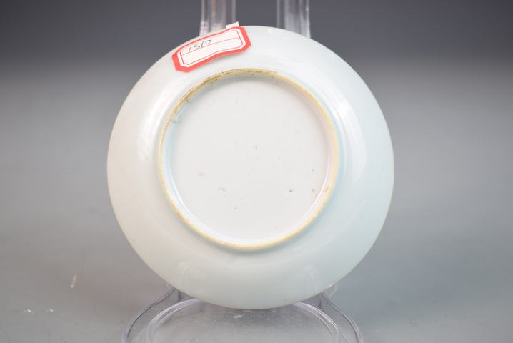 古玩陶瓷花鳥紋杯碟真品鑒賞圖